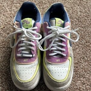 Women's size 8 air forces